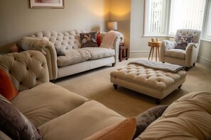 Living area - The George, Whitley Bay (Whitley Bay)