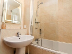 Shower - Cottage, Lytham St. Annes (Lytham St. Annes)