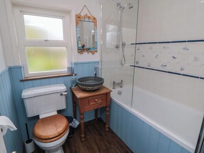 Shower - Sunny Side, Runswick Bay (Saltburn-by-the-Sea)