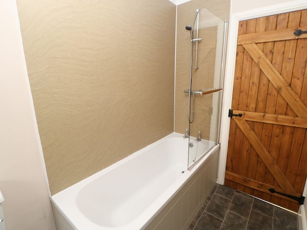 Shower - Church Cottage, Barnard Castle (Barnard Castle)