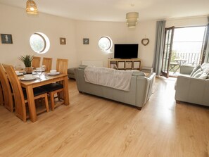 Living area - Awel y Môr, Burry Port (Burry Port)
