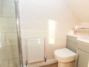 Shower - Livingstone House, Llandudno (Llandudno)