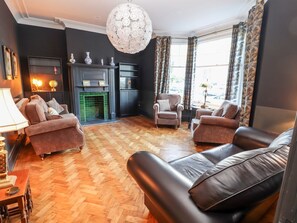 Living area - Livingstone House, Llandudno (Llandudno)