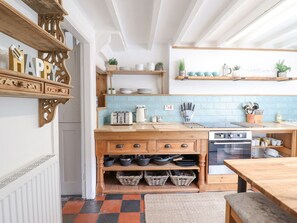 Private kitchen - 2 Ivy Cottage Harlech, Gwynedd (Harlech)