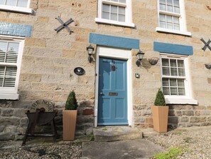 Exterior detail - Charming Cottage at 29 High Street (Scarborough)