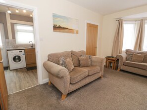 Living area - Maesdu Cottage, Llandudno (Llandudno)