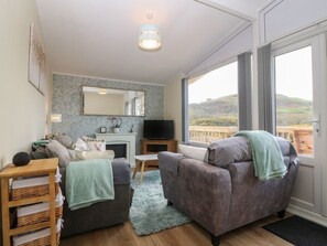 Living area - Y Goedlan, near Tywyn, Gwynedd (Tywyn)