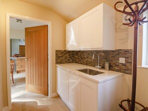 Interior - Apple Tree Cottage, York (York)