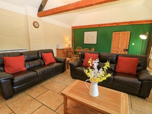 Fireplace - Keepers Cottage, Winterborne Stickland (Blandford Forum)
