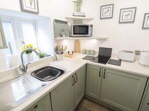 Dishwasher - Swallow's Nest near Hibaldstow (Gainsborough)