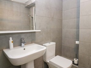 Shower - Acorn Cottage is in Windermere (Windermere)