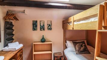 2 bedrooms, WiFi