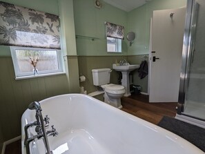 Shower - The Cottage, Tetbury (Tetbury)