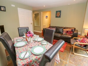Dining - Magnolia Cottage, Masham. 2bed (Ripon)