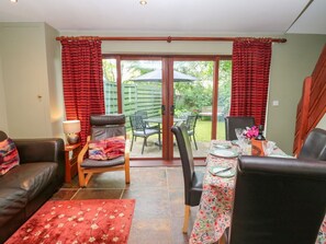 Living area - Magnolia Cottage, Masham. 2bed (Ripon)