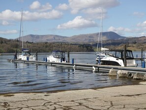 Marina - Robin's Lodge, Troutbeck Bridge (Windermere)