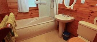 Goldcrest: A Charming Retreat