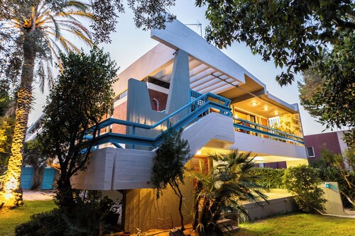 Retro house