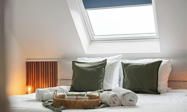 Desk, iron/ironing board, WiFi, bed sheets - Divino Haven - comfortable stay at the Kaai of Nieuwpoort (Nieuwpoort)