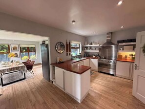 Fridge, microwave, oven, stovetop - Modern 4 Bed,3 Bath Detached Home with Sea View (Quigley's Point)