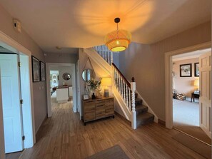 Interior - Modern 4 Bed,3 Bath Detached Home with Sea View (Quigley's Point)