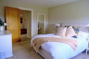 Iron/ironing board, WiFi, bed sheets - Bay View 5BR Home near Donegal Beaches | Sleeps 10 (Downings)