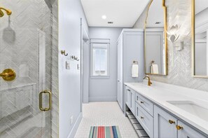 Bathroom - Coming Soon! -Mahjong Mansion 121 WES (Port Aransas)