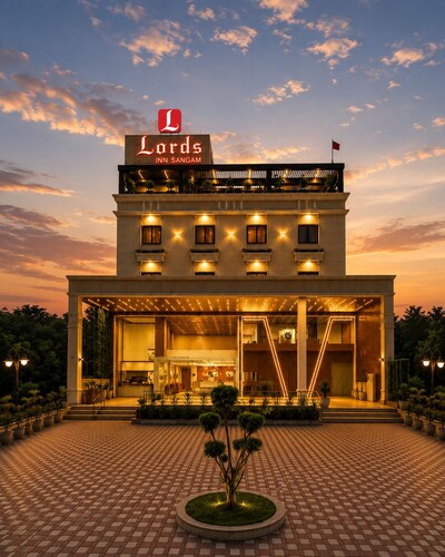 Lords Inn Sangam