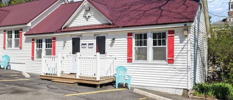 Standard Room, 2 Double Beds | Exterior