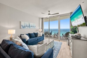 Living area - Aqua Escape! Beachfront Condo with 11th Floor Views! (Panama City Beach)