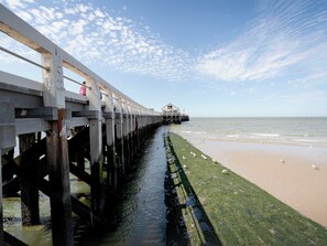 Beach - Cosy apartment for 7 guests with WIFI, TV and terrace (Blankenberge)