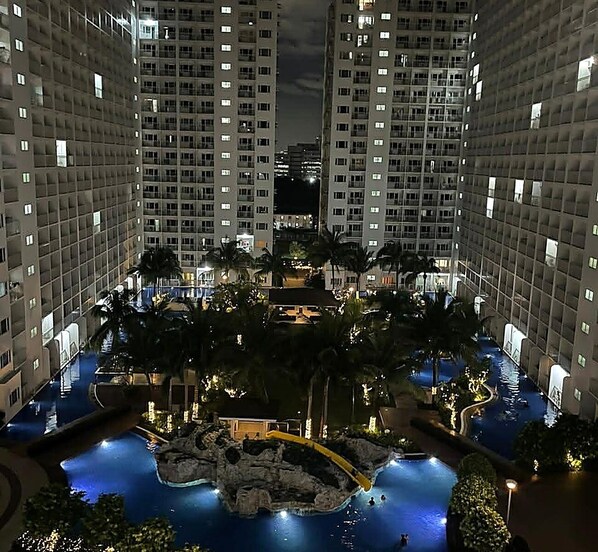 3 piscinas al aire libre