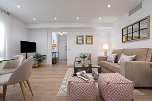 Apartamento (3 Bedrooms) | Área de estar