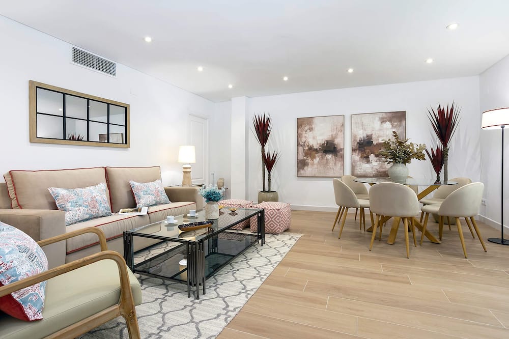 Luxury Apartment in Cordoba Center. Plaza Doblas