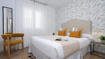 Căn hộ (3 Bedrooms) | 3 phòng ngủ, bàn ủi/dụng cụ ủi quần áo