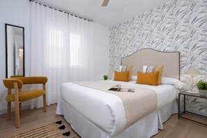 Apartamento (3 Bedrooms) | 3 quartos, ferros/tábuas de passar roupa, Wi-Fi de cortesia
