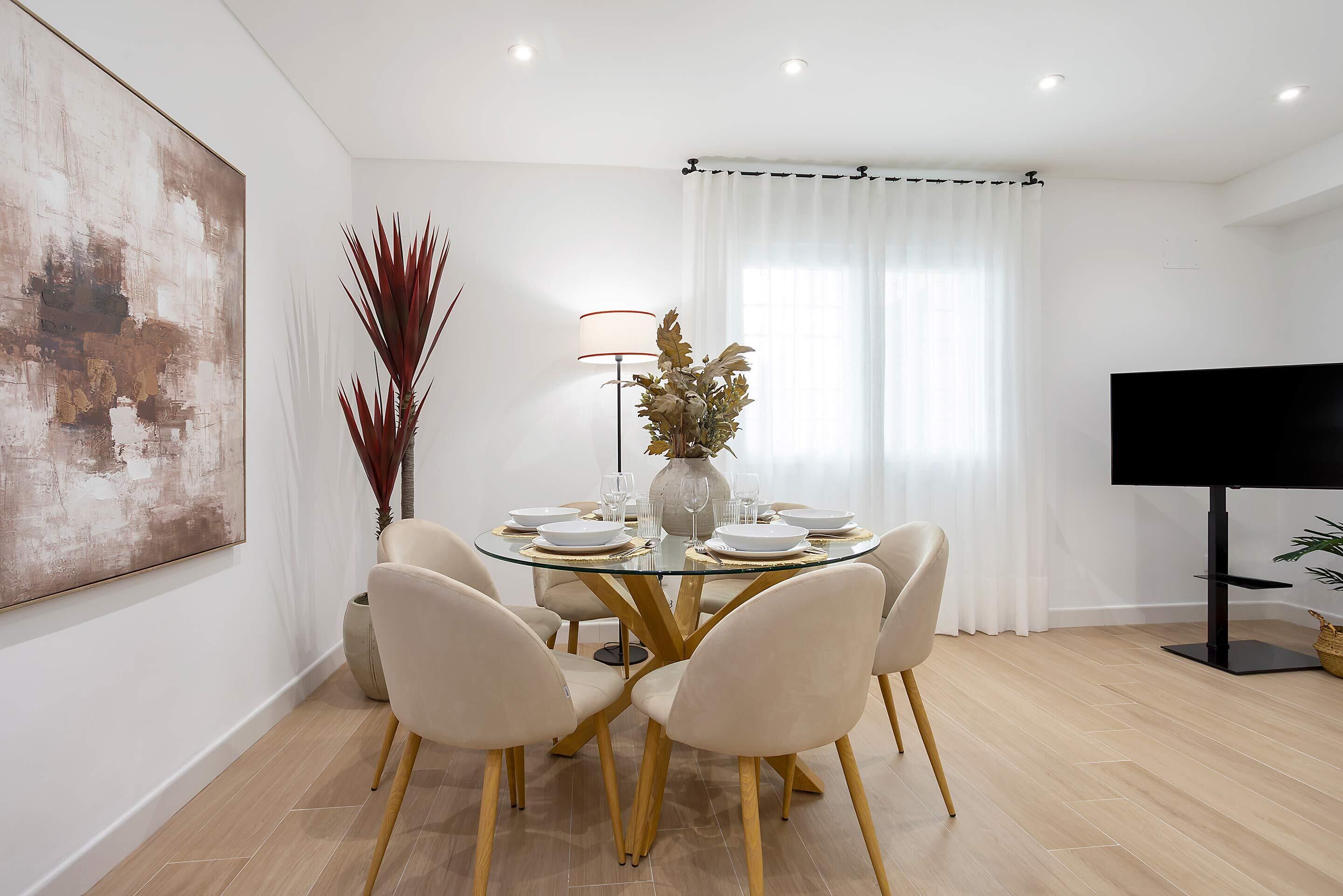 Căn hộ (3 Bedrooms) | Khu vực ăn uống tại phòng
