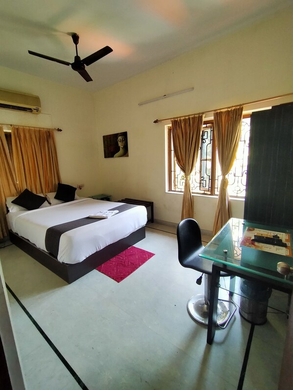 Chambre Deluxe double, balcon, vue sur le parc