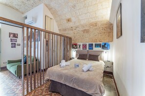 Appartement Standard, plusieurs chambres (Jazzy House In Historic Centre) | 2 chambres, Wi-Fi gratuit, draps fournis