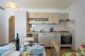 패밀리 아파트, 침실 여러 개 (Apartment Lea Puče) | 전용 주방 | 냉장고, 오븐, 쿡탑, 식기 세척기