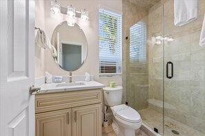 House | 2 bedrooms, Internet - 180 Degree Ocean Views Direct Access to Holmes Beach (Holmes Beach)