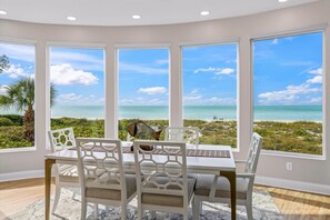 House | 2 bedrooms, Internet - 180 Degree Ocean Views Direct Access to Holmes Beach (Holmes Beach)