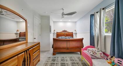 Waterfront 3B Free Boat Parking Near Downtown