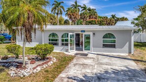 House - Waterfront 3B Free Boat Parking Near Downtown (Fort Myers)