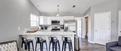 House | 6 bedrooms