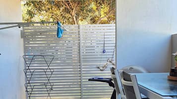 Apartment, 2 Bedrooms, Terrace, Garden View | Outdoor dining