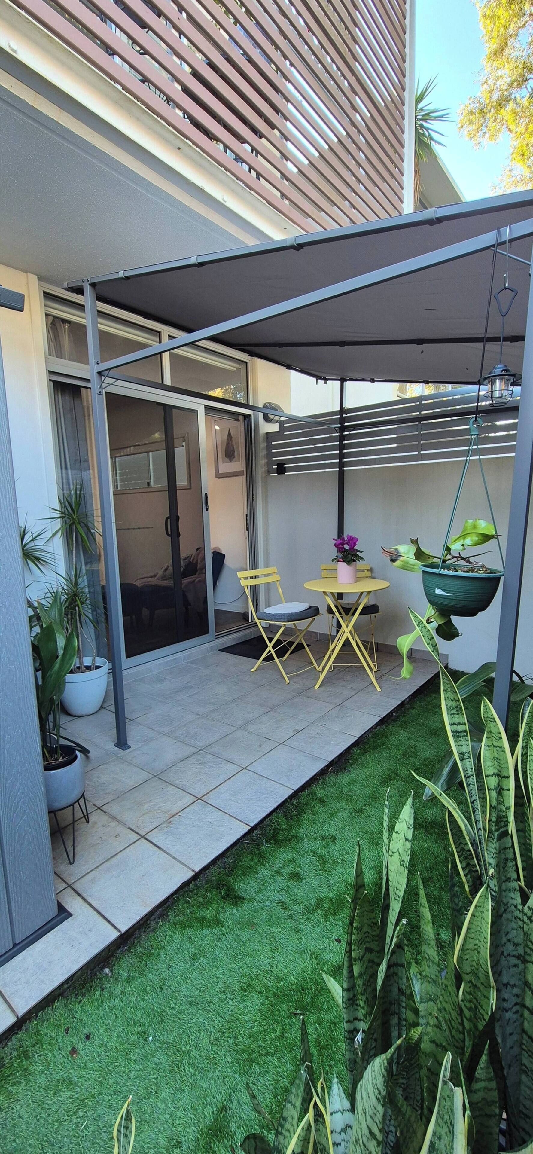 Apartment, 2 Bedrooms, Terrace, Garden View | Outdoor dining