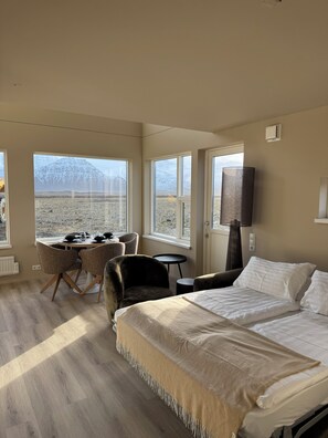 Double or Twin Room, Balcony, Mountain View - Skaftafell Lodges by Adventure Hotels (Sveitarfélagið Hornafjörður)