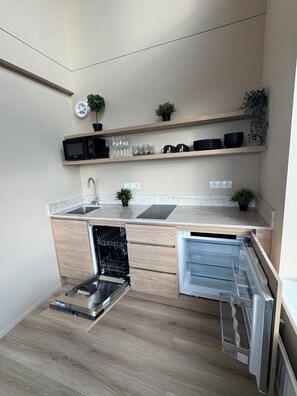 Kamar Double atau Twin, balkon, pemandangan gunung | Dapur pribadi