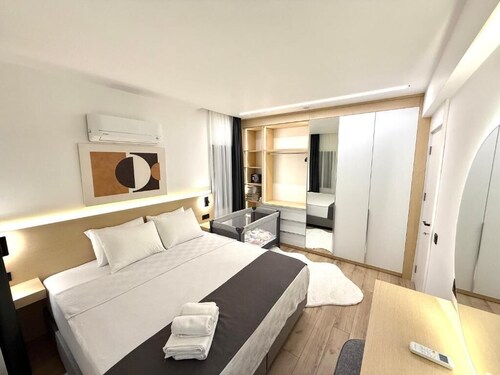 OLİVE SUİTE 2+1 Family Apartment - 200m Walking Distance to the Beach